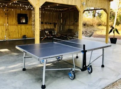 ping pong à Aigues-Mortes dans le Gard en Camargue 30