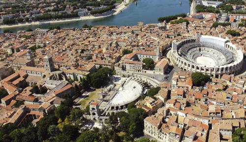 Aigues-Mortes & les alentours